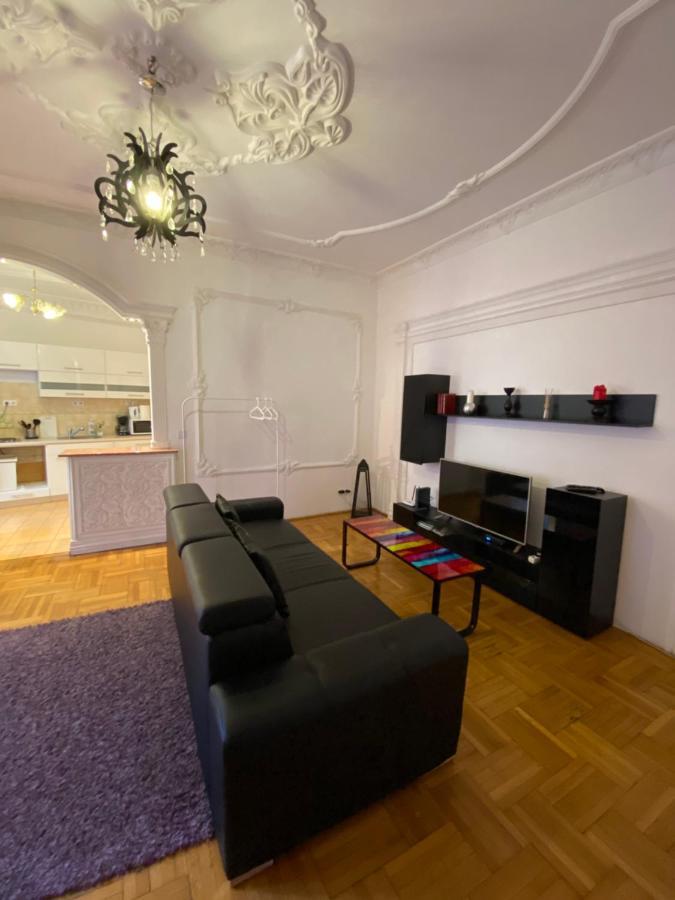 Promenade Guesthouse Near The Danube Budapest Exterior photo