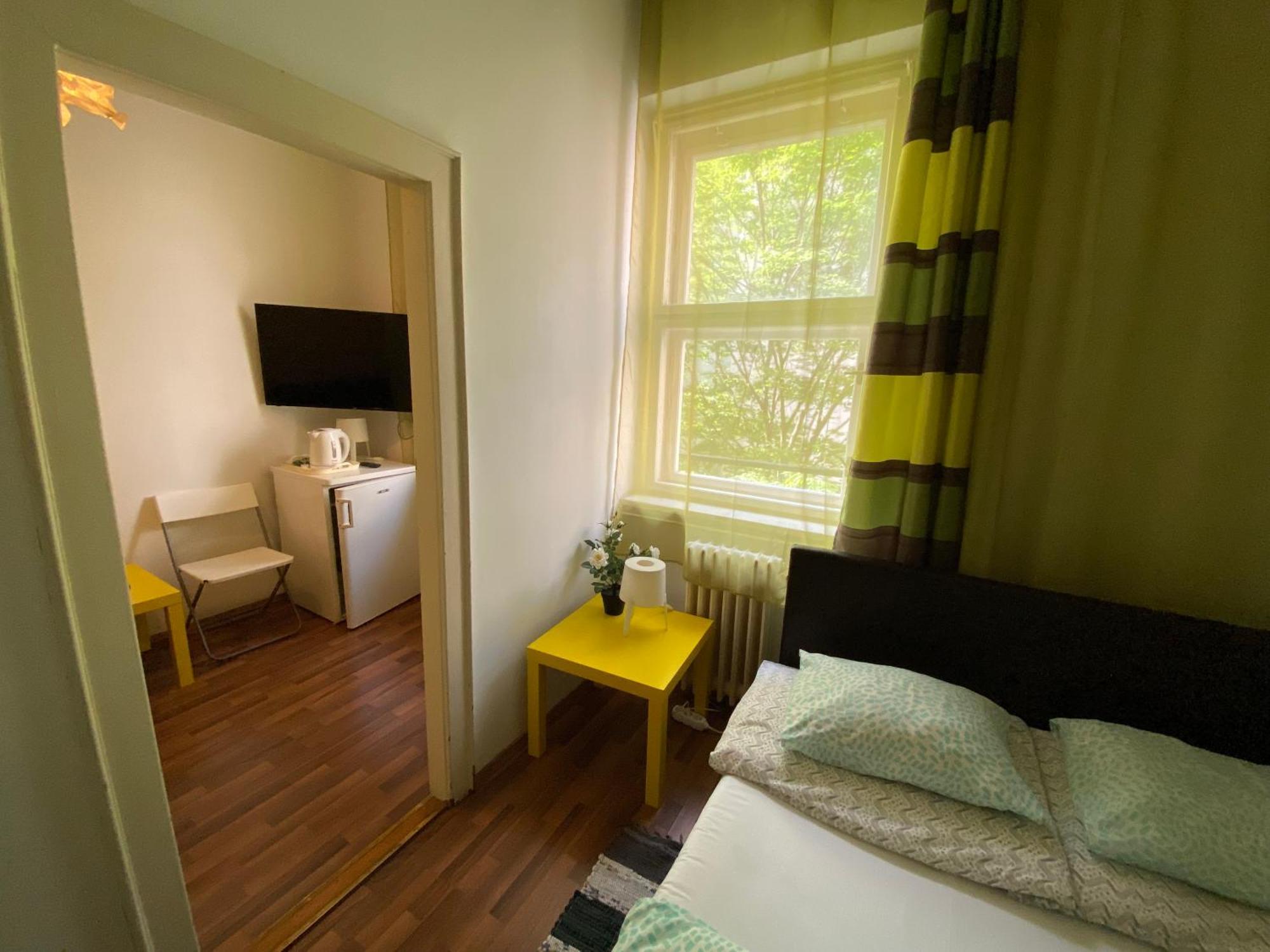 Promenade Guesthouse Near The Danube Budapest Exterior photo