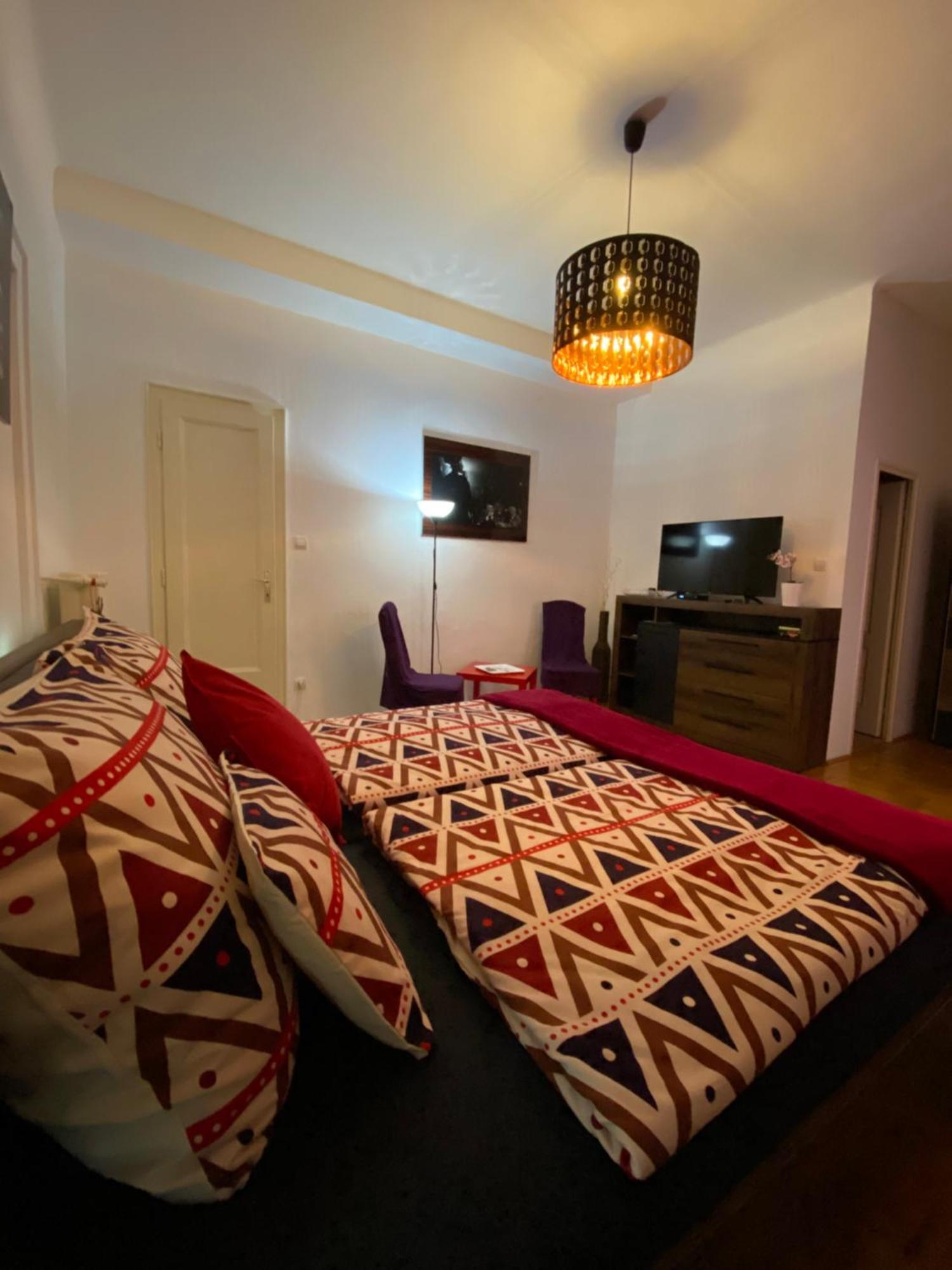 Promenade Guesthouse Near The Danube Budapest Exterior photo